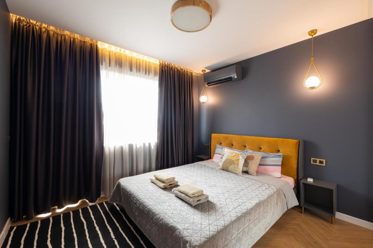 Topaz Beachfront Apartment Varna ภายนอก รูปภาพ