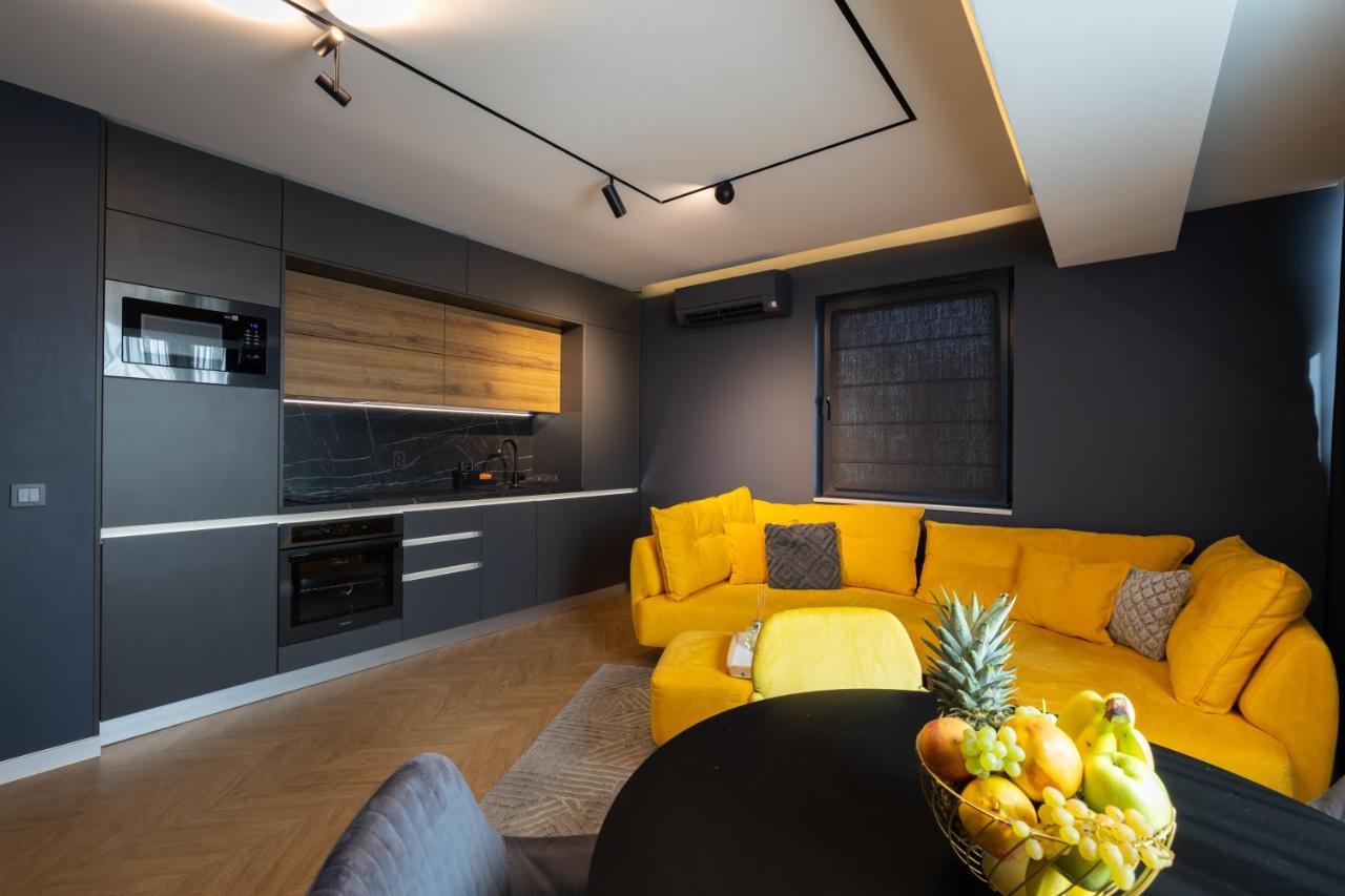 Topaz Beachfront Apartment Varna ภายนอก รูปภาพ